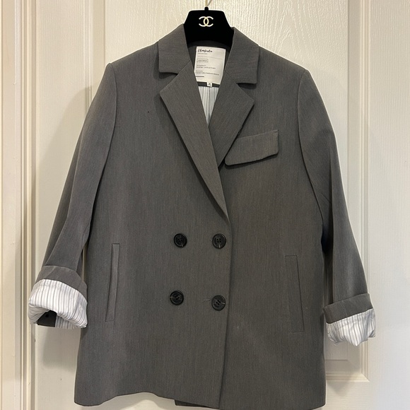 Jackets & Blazers - Elegant Gray Double-Breasted Blazer